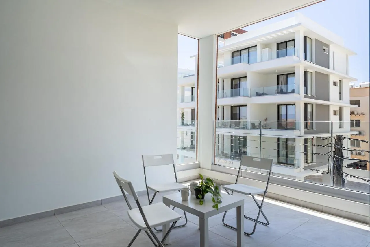 Lana 1-Bedroom Apt In Λάρνακα Διαμέρισμα