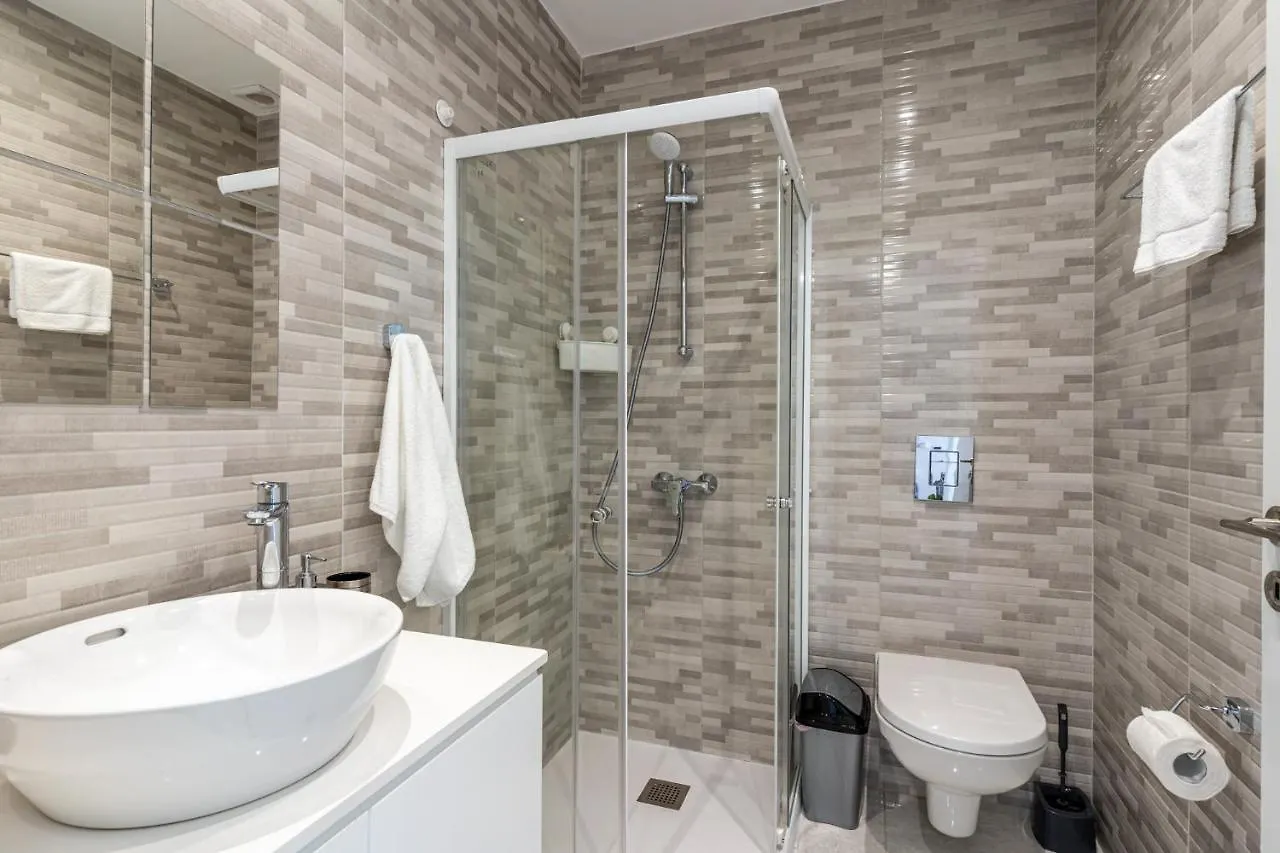 Lana 1-Bedroom Apt In Λάρνακα Διαμέρισμα